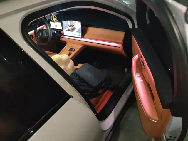 Leapmotor C10 — Фото автомобиля 19