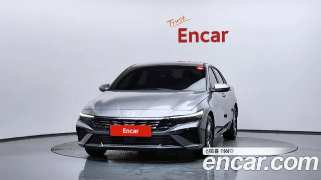 Hyundai AVANTE Новый Avante (CN7) — Фото автомобиля 3