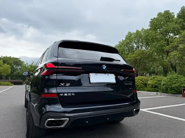 BMW X5 — Фото автомобиля 11