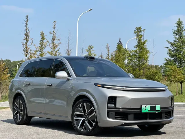 Li Auto L9 — Фото автомобиля 3