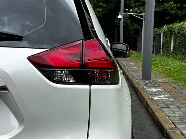 Nissan X-Trail — Фото автомобиля 10