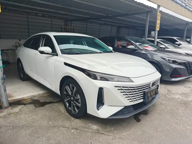 Changan Lamore — Фото автомобиля 3
