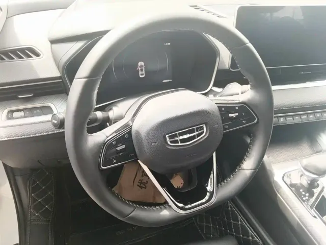 Geely Xingrui — Фото автомобиля 4