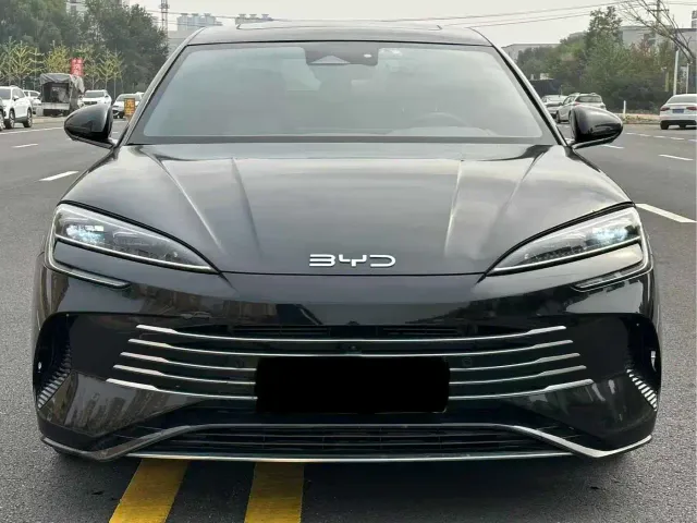 BYD Seal — Фото автомобиля 2