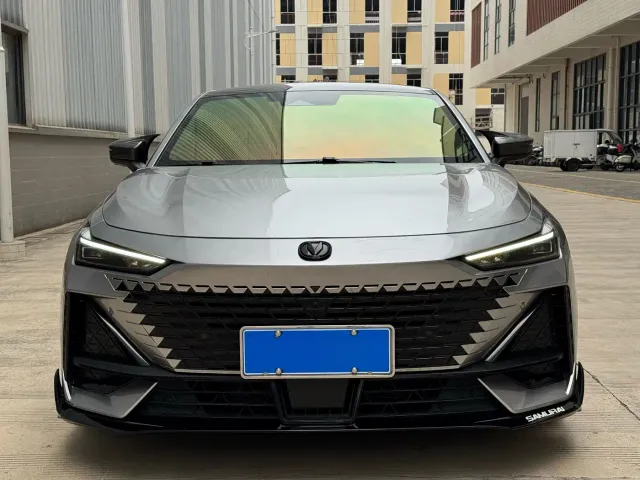 Changan UNI-V — Фото автомобиля 2