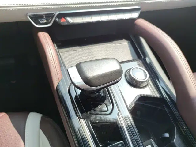Geely Xingyue L — Фото автомобиля 13