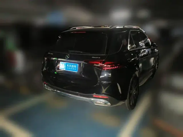 Mercedes-Benz GLE-Class — Фото автомобиля 2