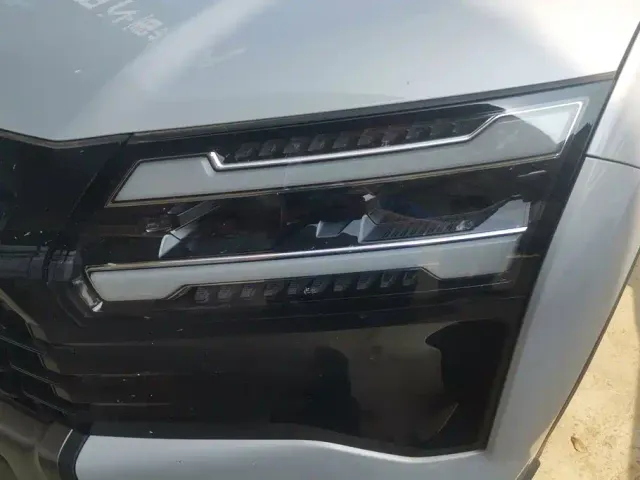 Wuling Starlight 560 — Фото автомобиля 5
