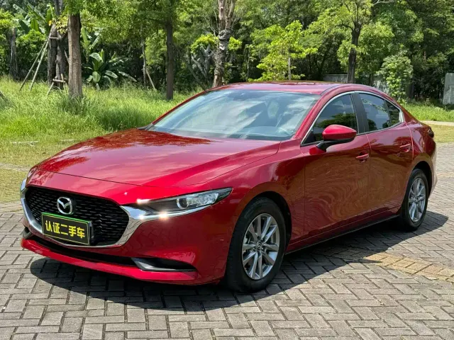 Фотография автомобиля — Mazda Axela