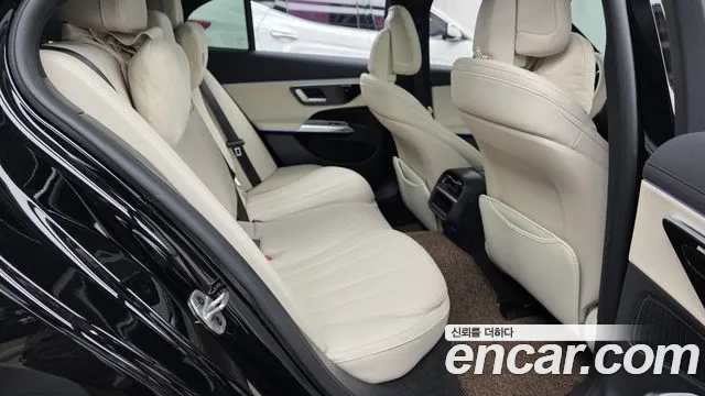 Mercedes-Benz E-Class W214 — Фото автомобиля 17