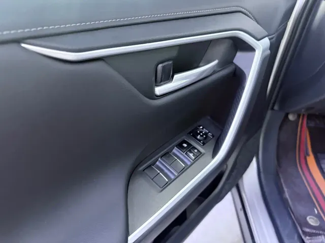 Toyota Wildlander — Фото автомобиля 8