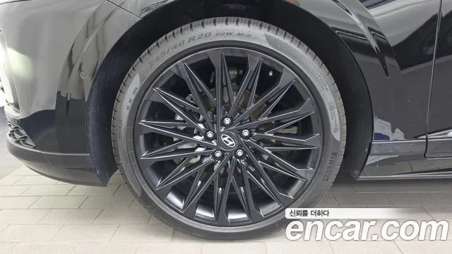 Hyundai Grandeur GN7 — Фото автомобиля 5