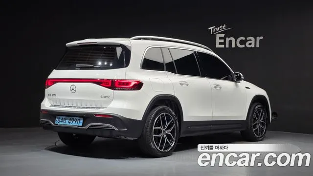 Mercedes-Benz EQB X243 — Фото автомобиля 2