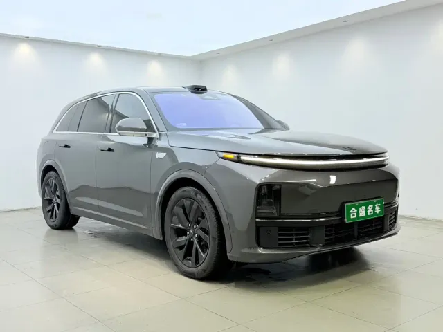 Li Auto L7 — Фото автомобиля 3
