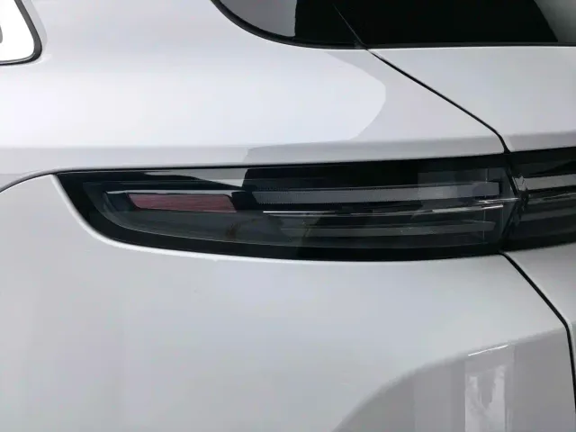 Li Auto L7 — Фото автомобиля 11