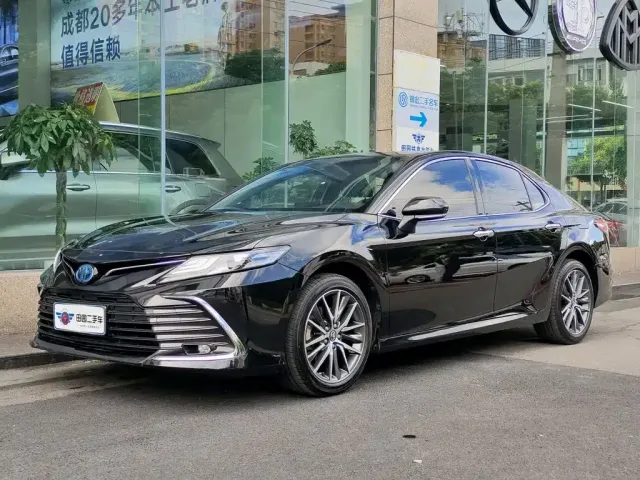 Фотография автомобиля — Toyota Camry