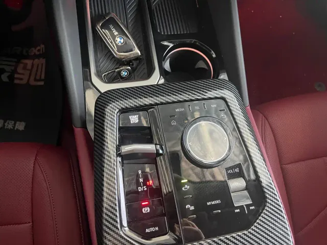BMW 5 Series — Фото автомобиля 17