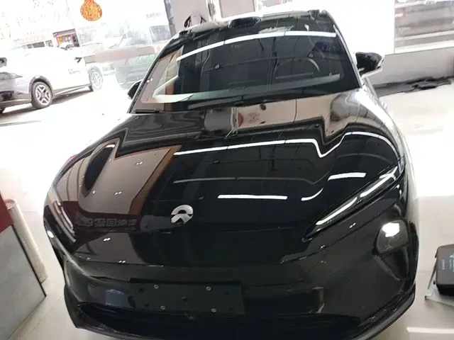 Nio ET5 Touring — Фото автомобиля 2