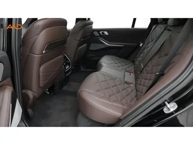BMW X5 — Фото автомобиля 7