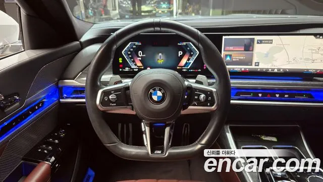 BMW 7-Series 7 серия (G70) 740i sDrive M Sport — Фото автомобиля 14