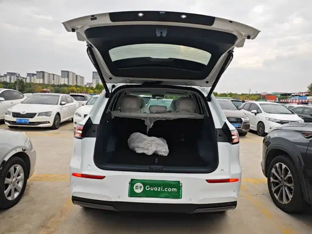 Geely Galaxy E5 — Фото автомобиля 18