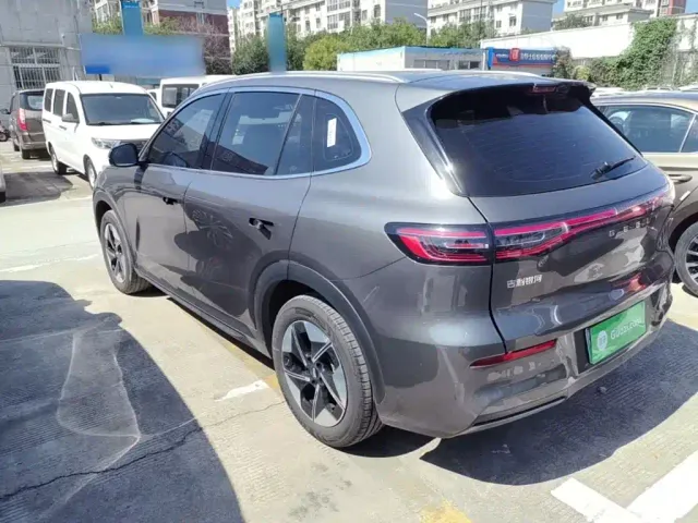 Geely Galaxy E5 — Фото автомобиля 4