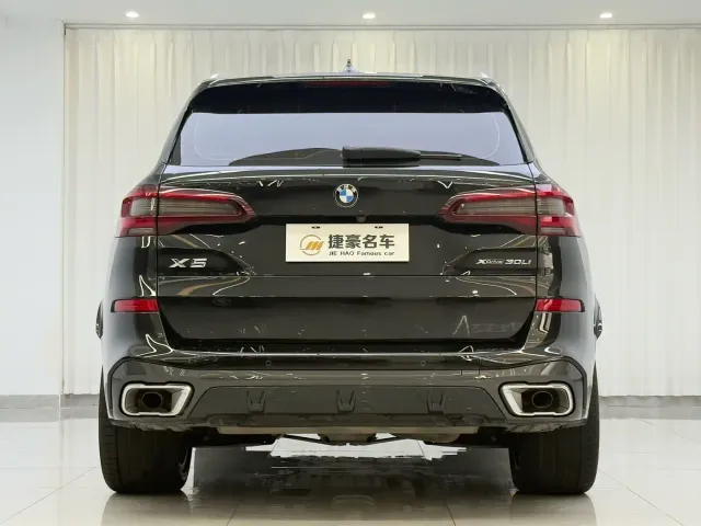 BMW X5 — Фото автомобиля 16