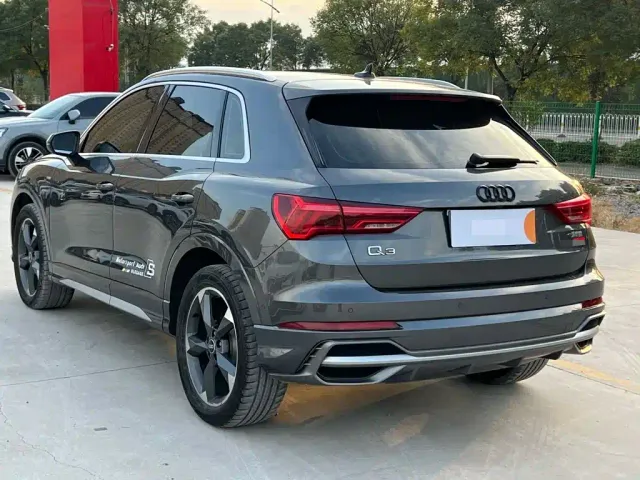 Audi Q3 — Фото автомобиля 5