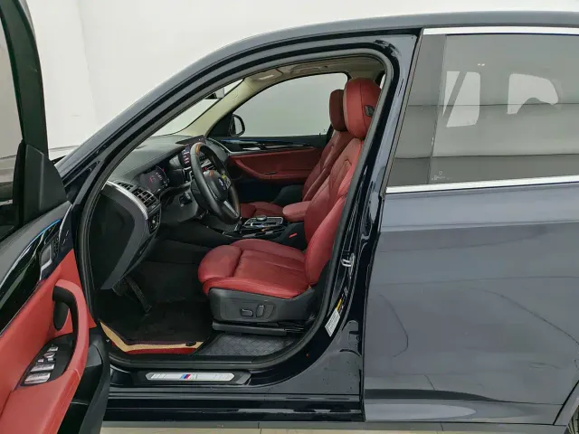 BMW iX3 — Фото автомобиля 21