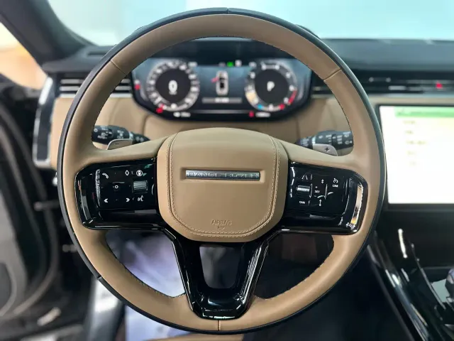 Land Rover Range Rover Sport — Фото автомобиля 9
