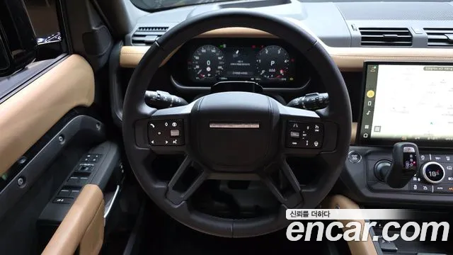 Land Rover Defender — Фото автомобиля 19