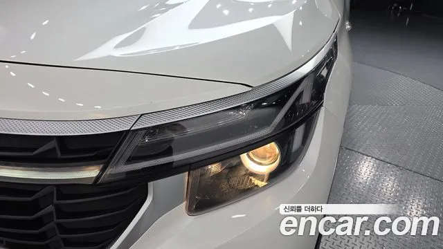 Kia Seltos — Фото автомобиля 7