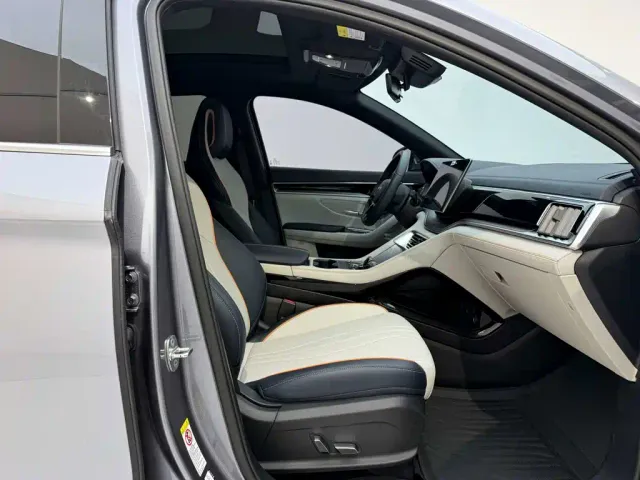 BYD Song PLUS — Фото автомобиля 13
