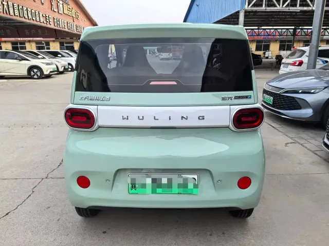 Wuling Hongguang Mini EV — Фото автомобиля 5