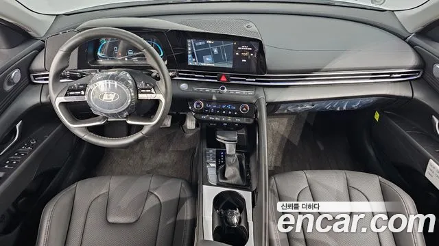 Hyundai Avante CN7 — Фото автомобиля 10