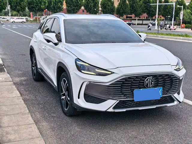 MG ONE — Фото автомобиля 2