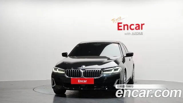 BMW 5 Series G30 — Фото автомобиля 3