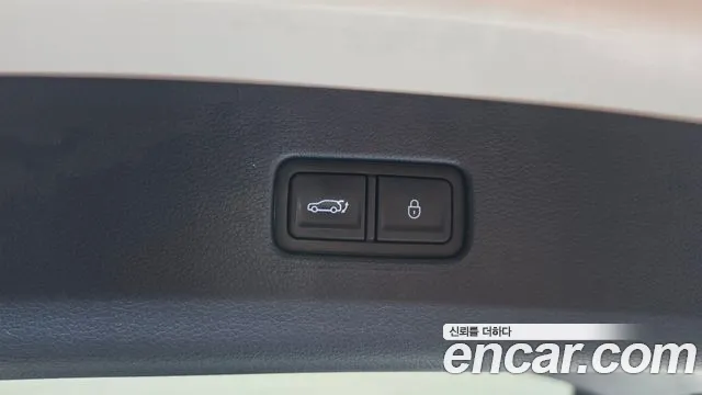Genesis GV80 — Фото автомобиля 19
