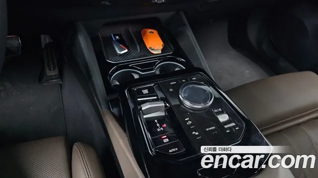 BMW 5-Series — Фото автомобиля 8