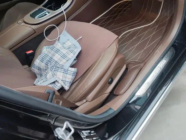 Mercedes-Benz E-Class — Фото автомобиля 8