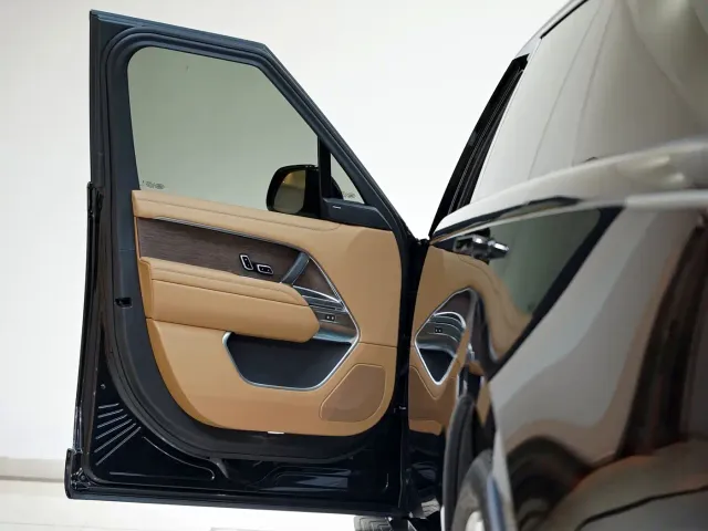 Land Rover Range Rover — Фото автомобиля 10