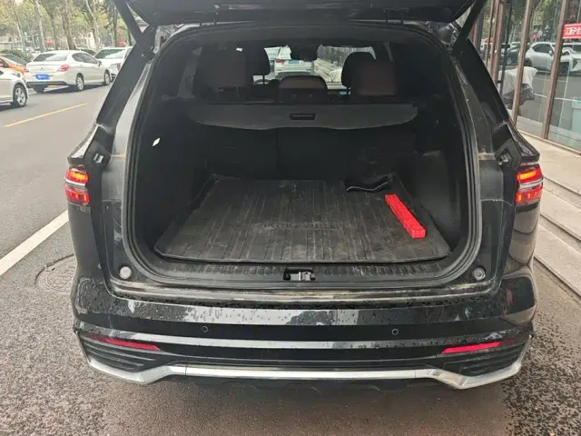 Geely Xingyue L — Фото автомобиля 4