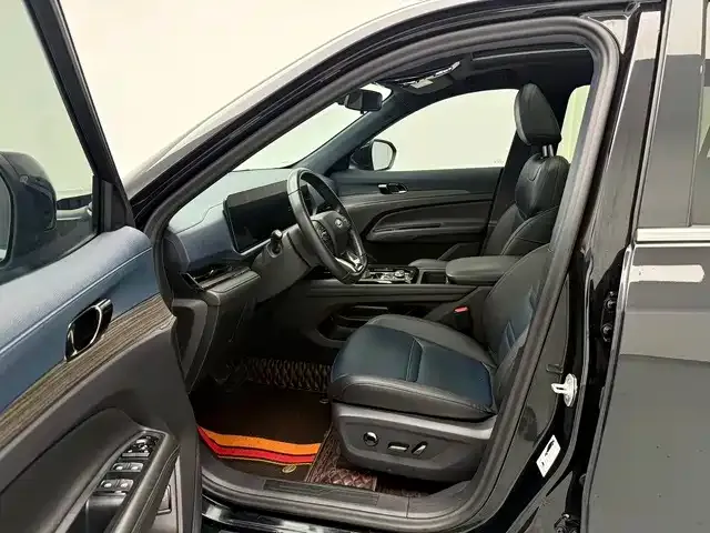 Ford Lingrui — Фото автомобиля 13
