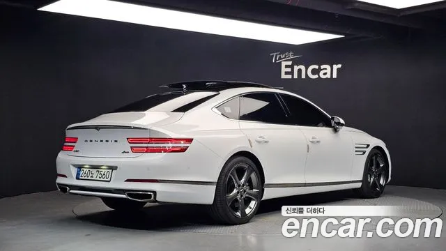 Genesis G80 RG3 — Фото автомобиля 2