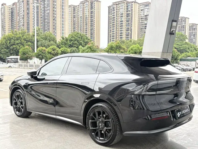 Xpeng G7 — Фото автомобиля 7