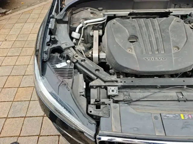 Volvo XC60 — Фото автомобиля 20
