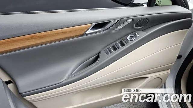 Genesis G80 Бензин 2.5 турбо AWD — Фото автомобиля 21