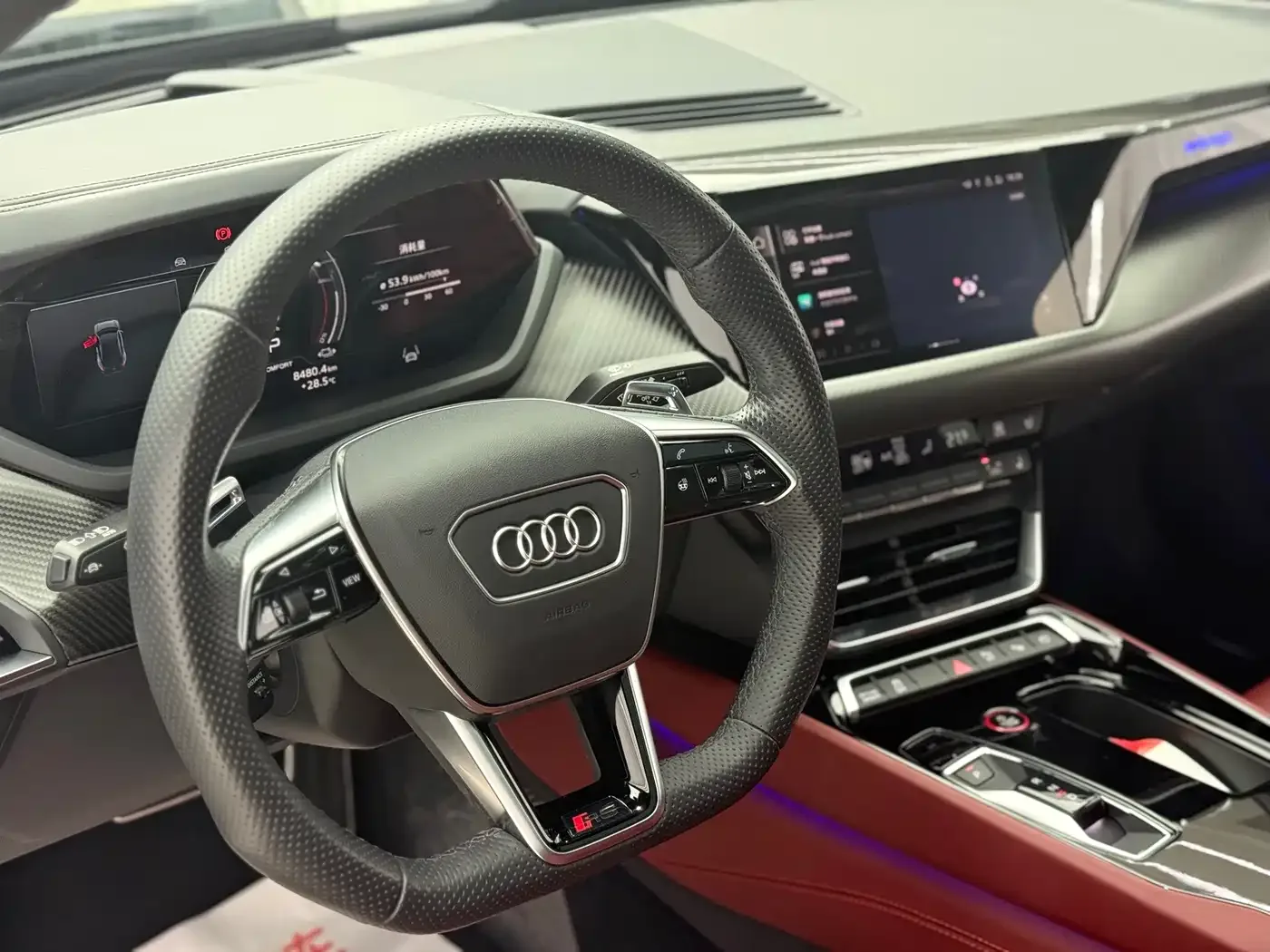 Audi Audi RS e-tron GT 2023 Base Model — Фото автомобиля 4
