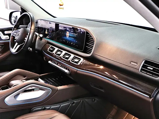 Mercedes-Benz GLE-Class — Фото автомобиля 15