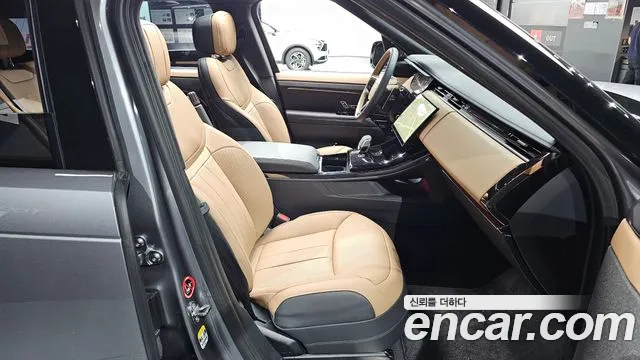 Land Rover Range Rover Sport — Фото автомобиля 7